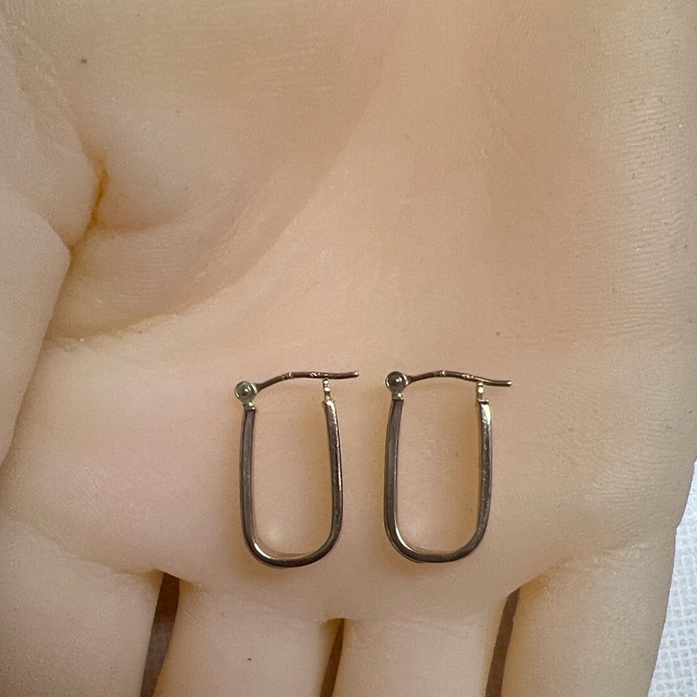 Elegant 14K Gold Hoop Earrings With Black Enamel Design